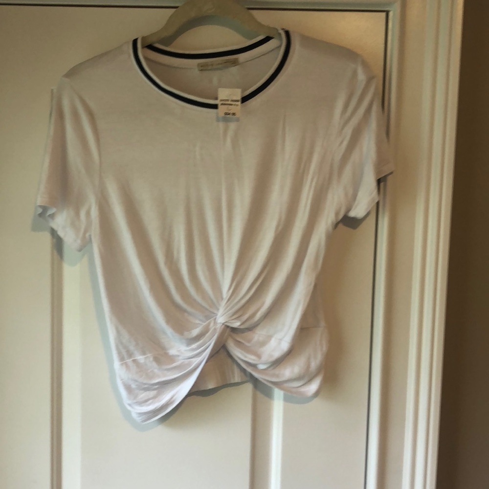 Active USA T-shirt with tie front
